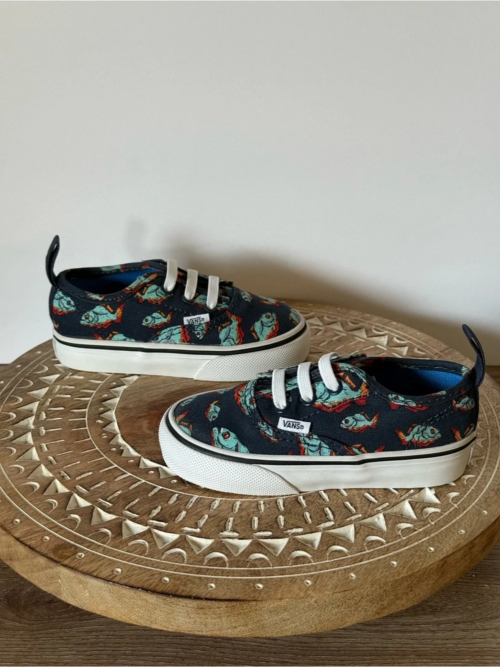 Vans Toddler Piranha Fish Print Canvas Sneakers Size 6.5